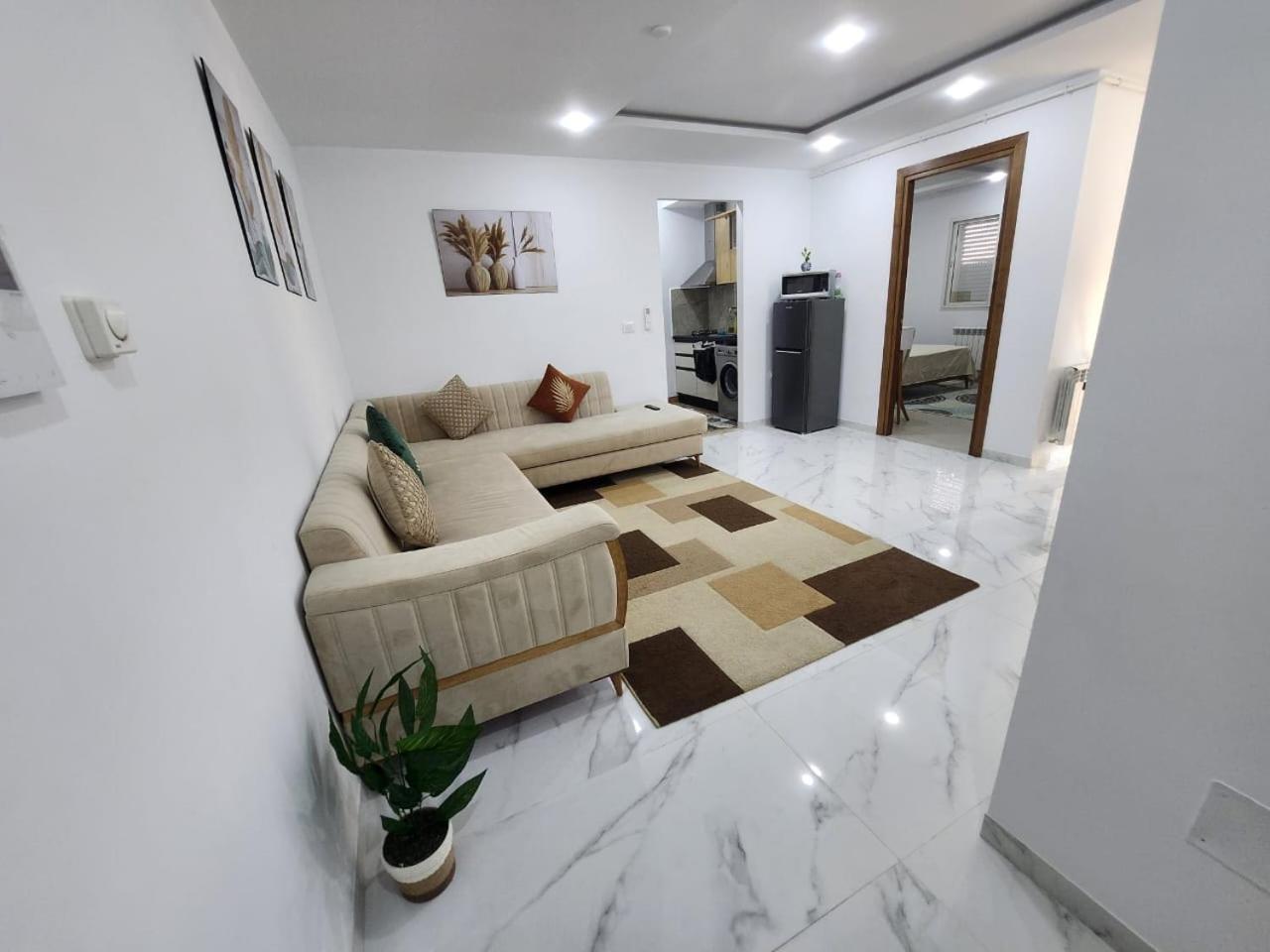 Elegant S1 Meuble Garde A Ariana -Tunis Daire Dış mekan fotoğraf